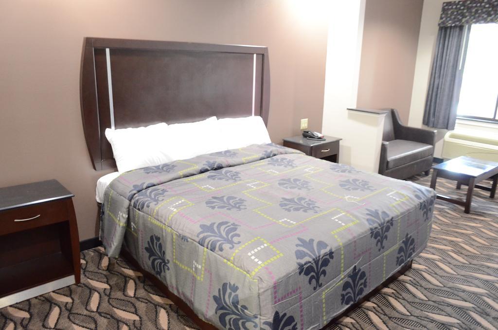 Palace Inn Sam Houston Race Park Стая снимка