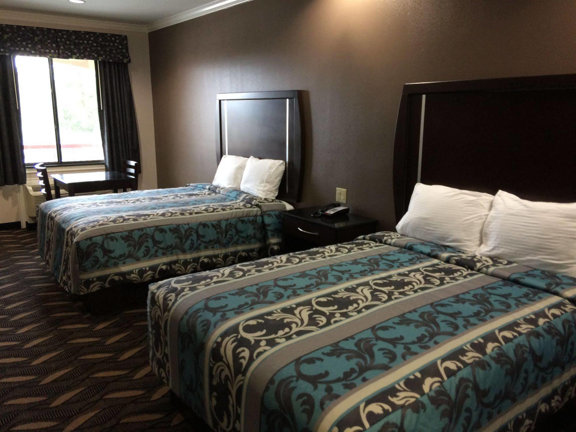Palace Inn Sam Houston Race Park Екстериор снимка