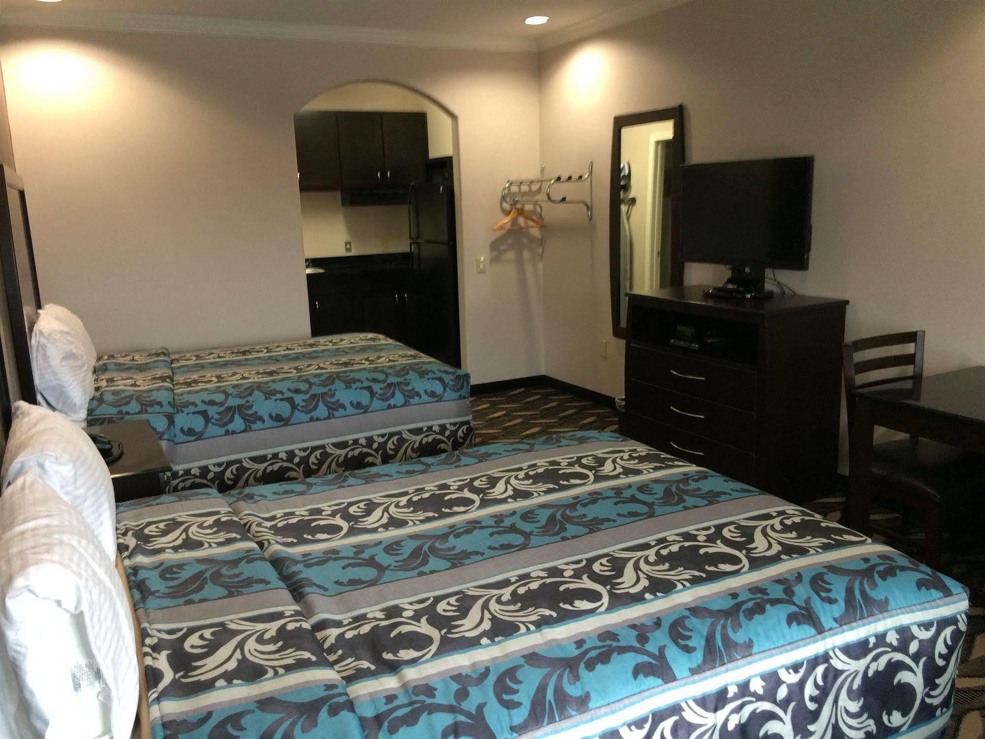Palace Inn Sam Houston Race Park Екстериор снимка